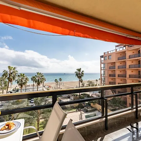 1st Line From The Beach, Views, Pool, Parking Torremolinos