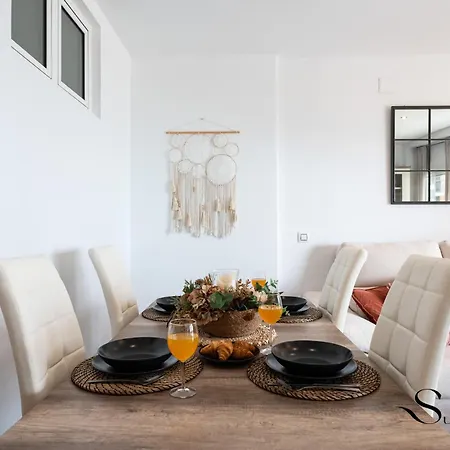 Apartment 1st Line From The Beach, Views, Pool, Parking