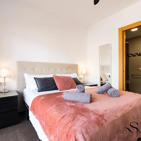 1st Line From The Beach, Views, Pool, Parking Apartment
