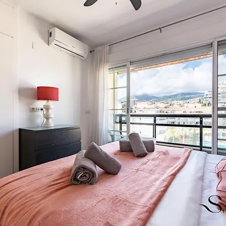 1st Line From The Beach, Views, Pool, Parking Apartment Torremolinos