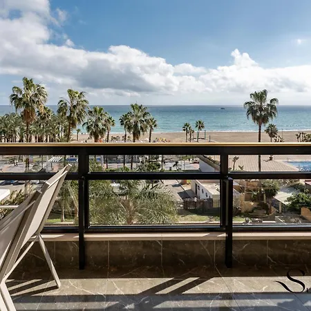 1st Line From The Beach, Views, Pool, Parking Apartment Torremolinos